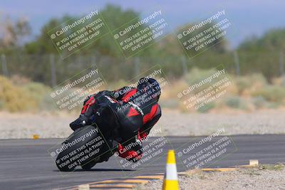 media/Sep-25-2023-Moto Forza (Mon) [[81ffa65e0a]]/B-C Group/Session 4 (Turn 2 Backside)/